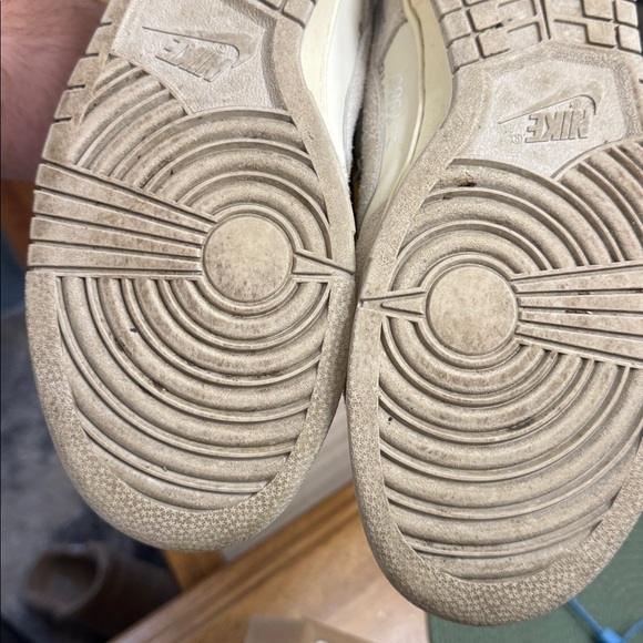 Off white dunk lot 34 - Picture 6 of 7